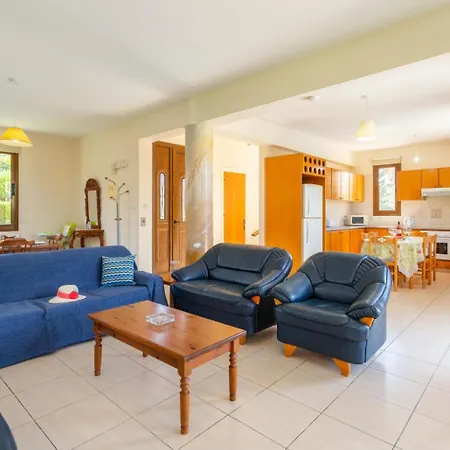 Halima Fostira Villa