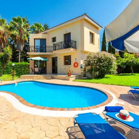 Halima Fostira Villa Polis