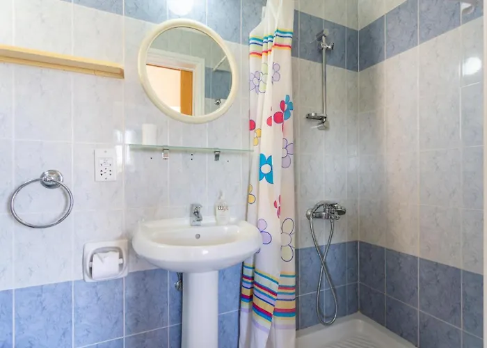 Halima Fostira Πόλη