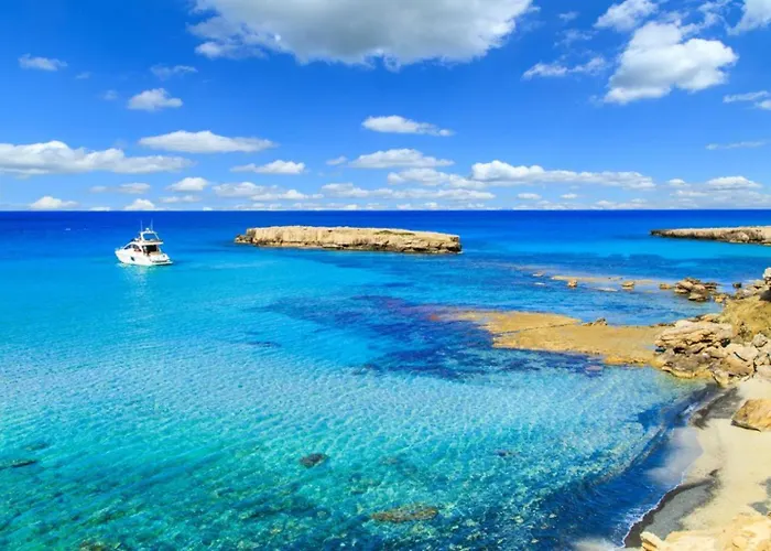 ヴィラ Halima Fostira Polis