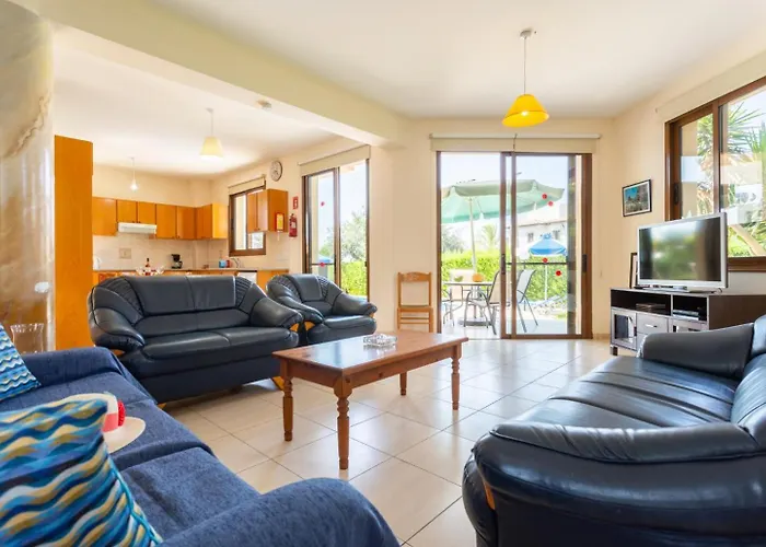 Halima Fostira * Πόλη