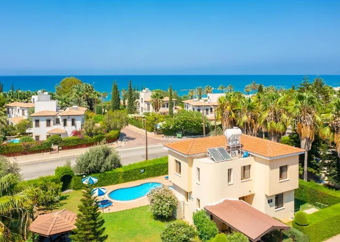 Halima Fostira ヴィラ Polis